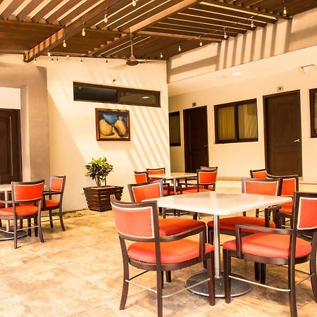 Hotel El Viejo Inn Chinandega Bagian luar foto