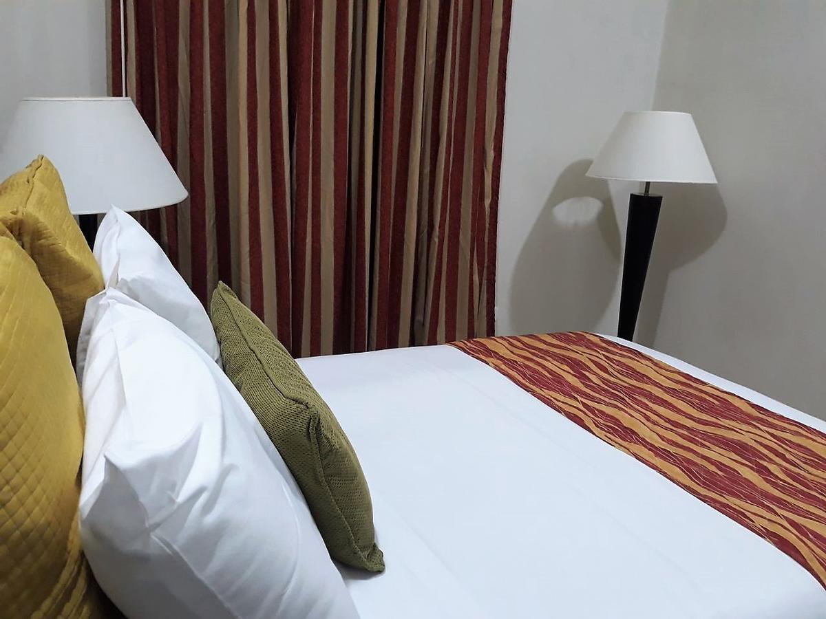 Hotel El Viejo Inn Chinandega Bagian luar foto
