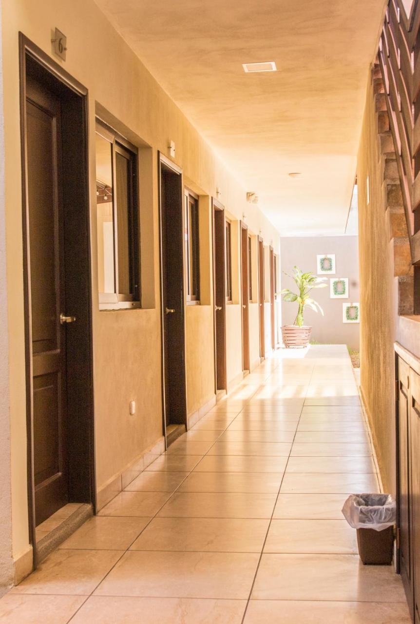Hotel El Viejo Inn Chinandega Bagian luar foto