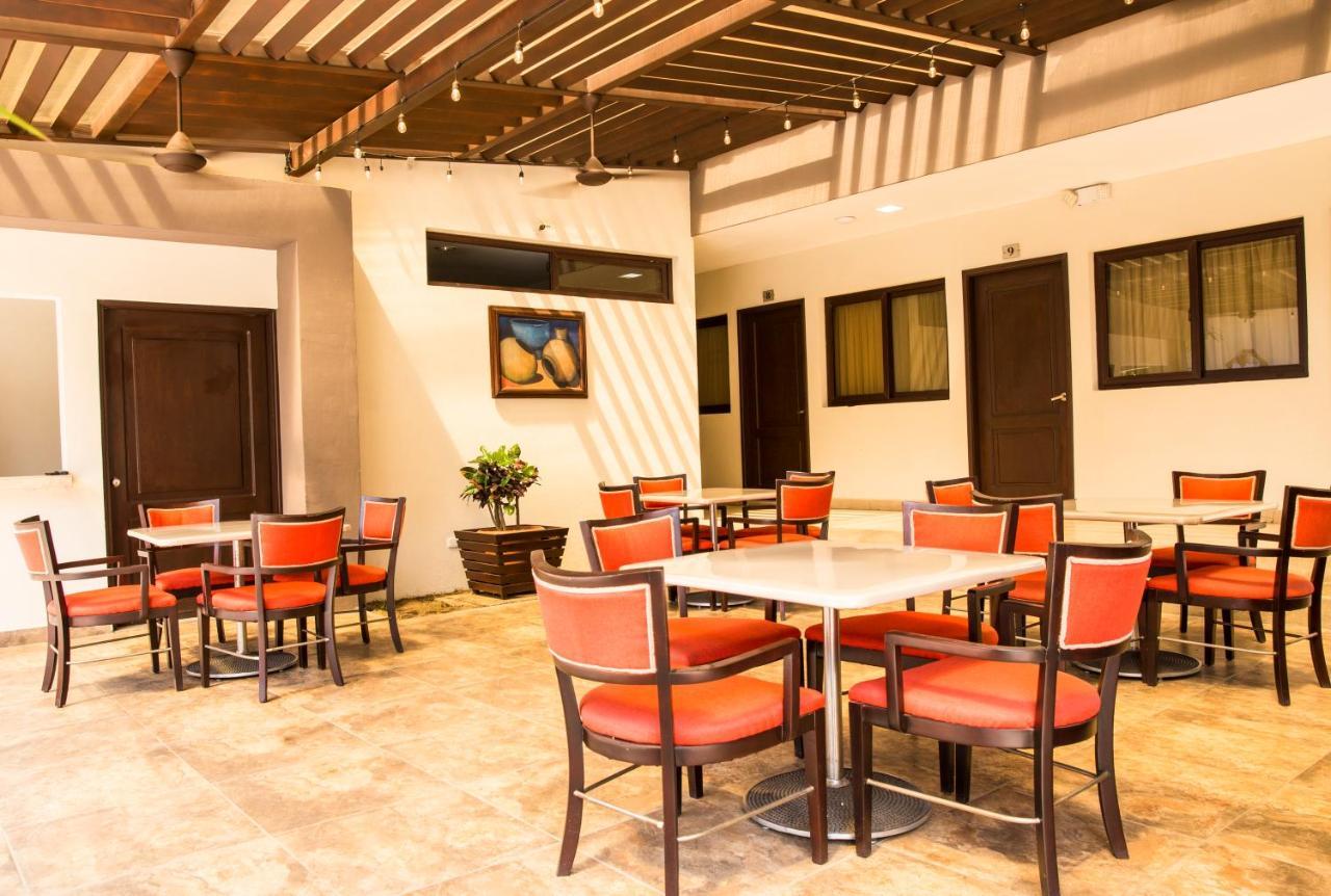 Hotel El Viejo Inn Chinandega Bagian luar foto